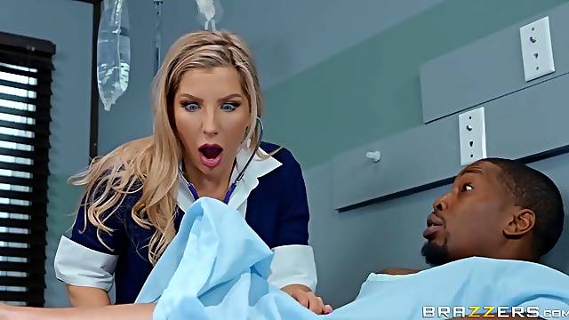 Well-hung patient gets a handjob in exchange for doggy fuck